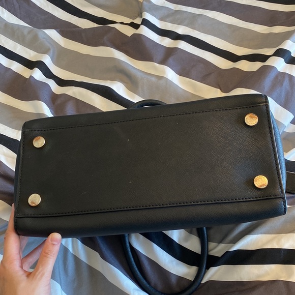 *SOLD* Micheal Kors Selma Large Satchel Bag - Picture 3 of 5